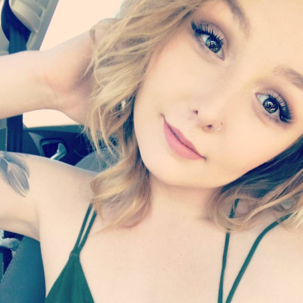 Meet your Posher, Kaylee